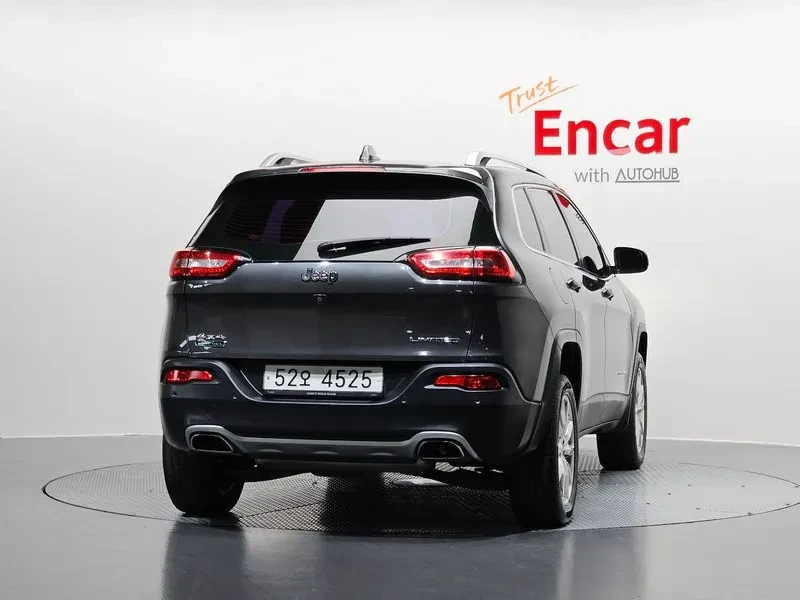 Jeep Cherokee 2.2 Diesel Limited 4Wd, снимка 4 - Автомобили и джипове - 55816083