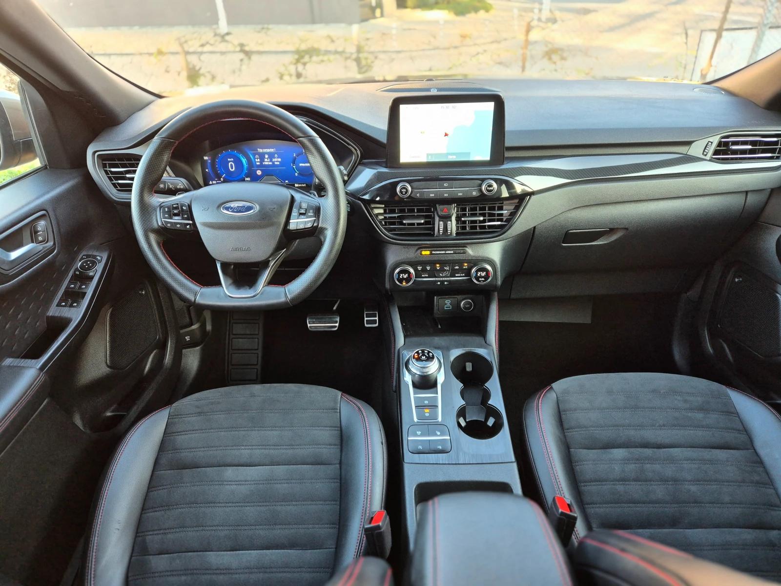 Ford Kuga ГАРАНЦИЯ 2.0 D-4x4-ST-AVTOMAT-8 SKOROSTI-NAVI-LED - изображение 8