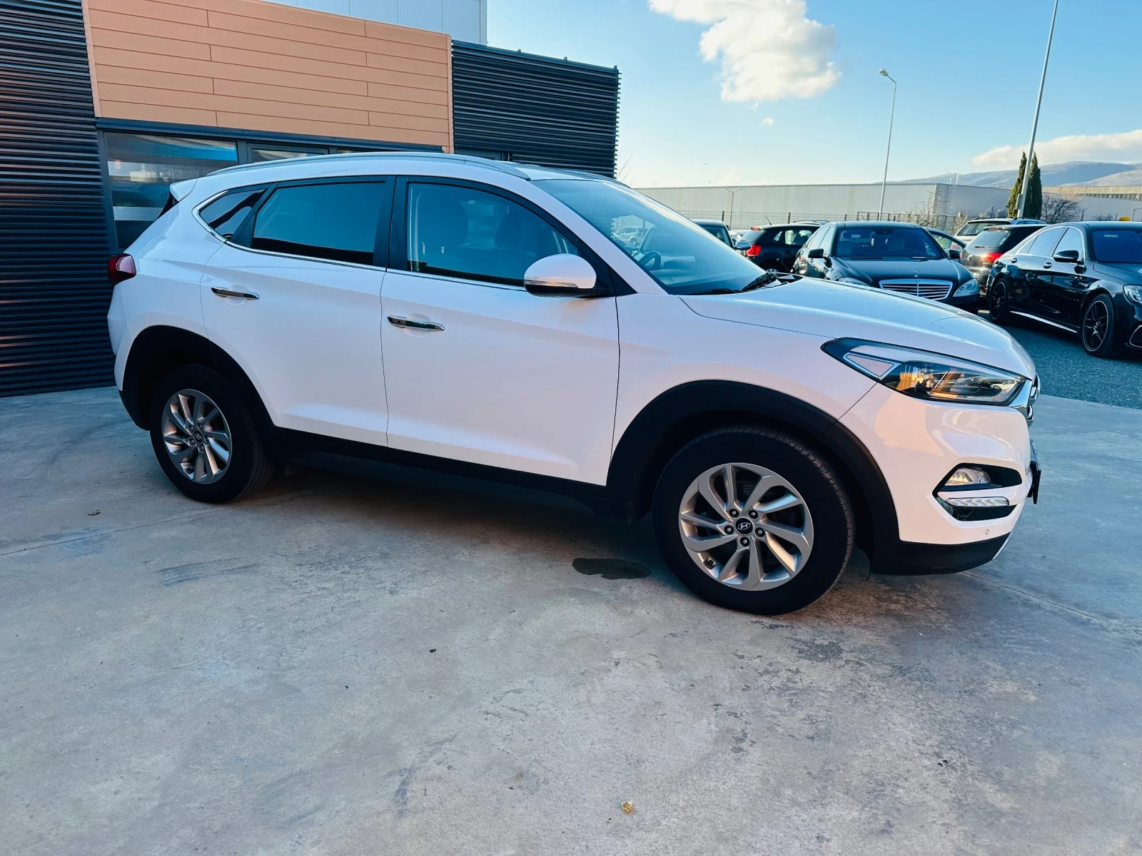 Hyundai Tucson 2.0 CRDI/4x4/Navi/Камера - изображение 4