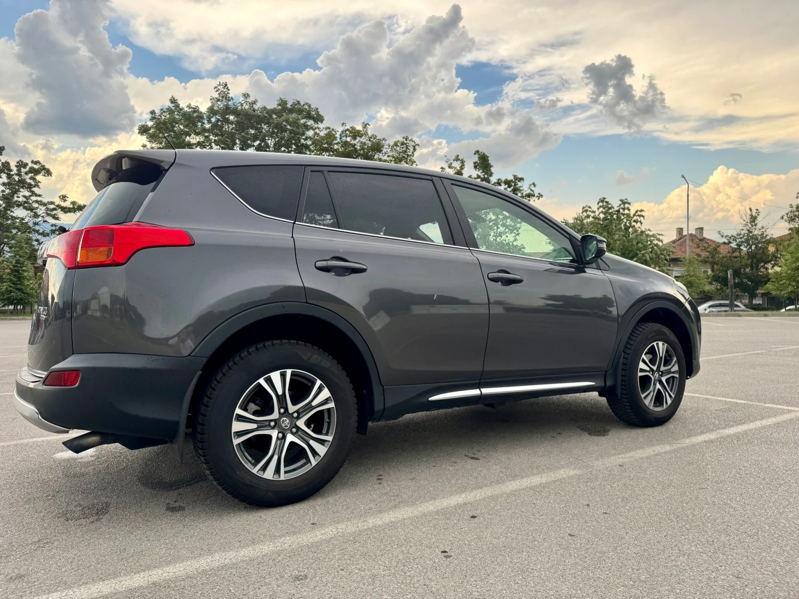 Toyota Rav4 2.0i AWD Нави Автоматик - изображение 4