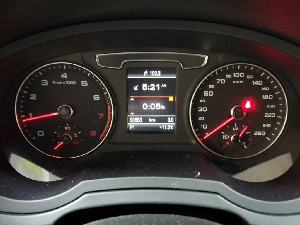 Audi Q3 * 2.0 TFSI quattro Technik Tiptronic * CARFAX * БЕ - изображение 8