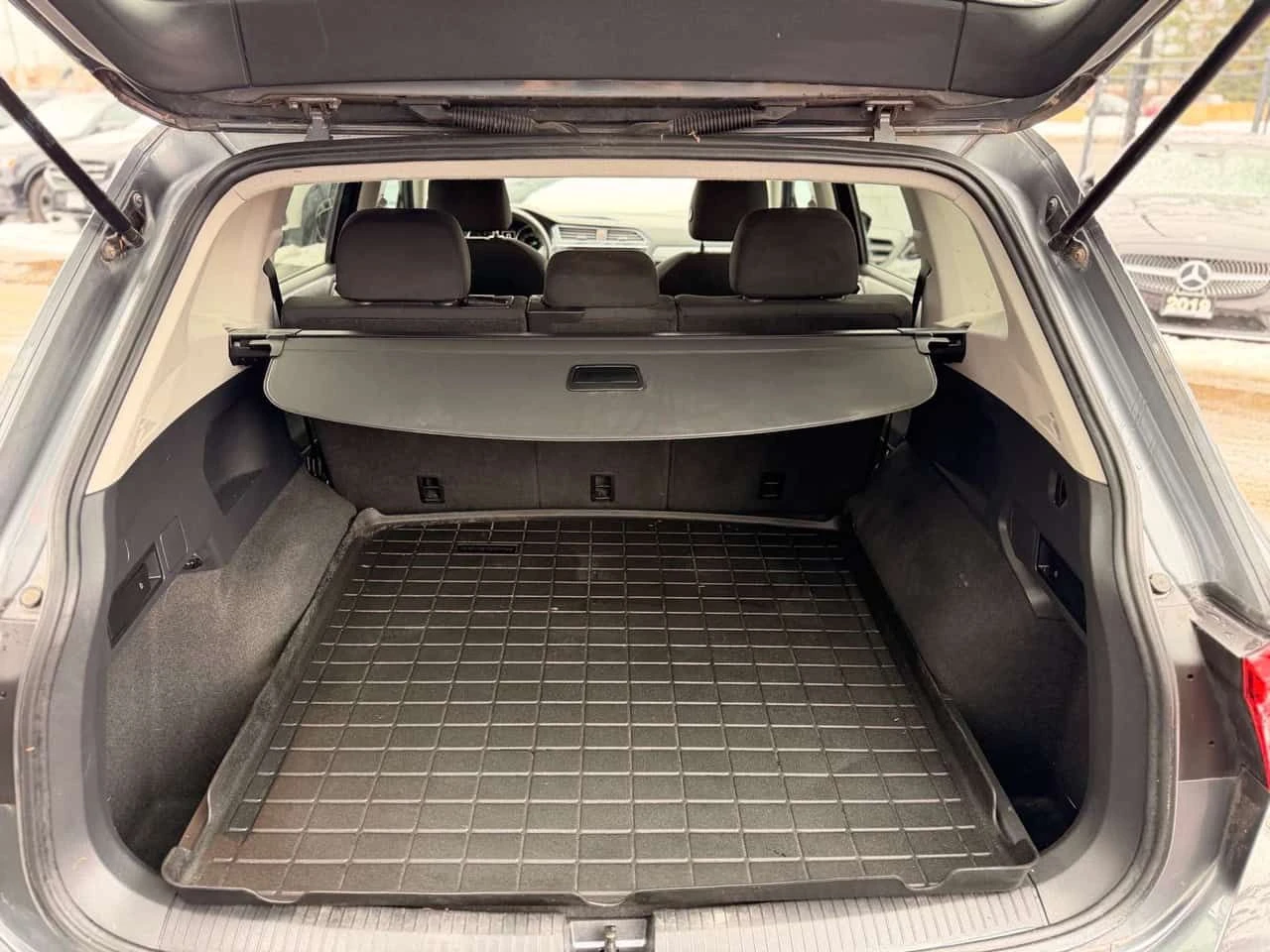 VW Tiguan * 4Motion S* Trendline* 4MOTION* Camera* Bluetooth - изображение 10