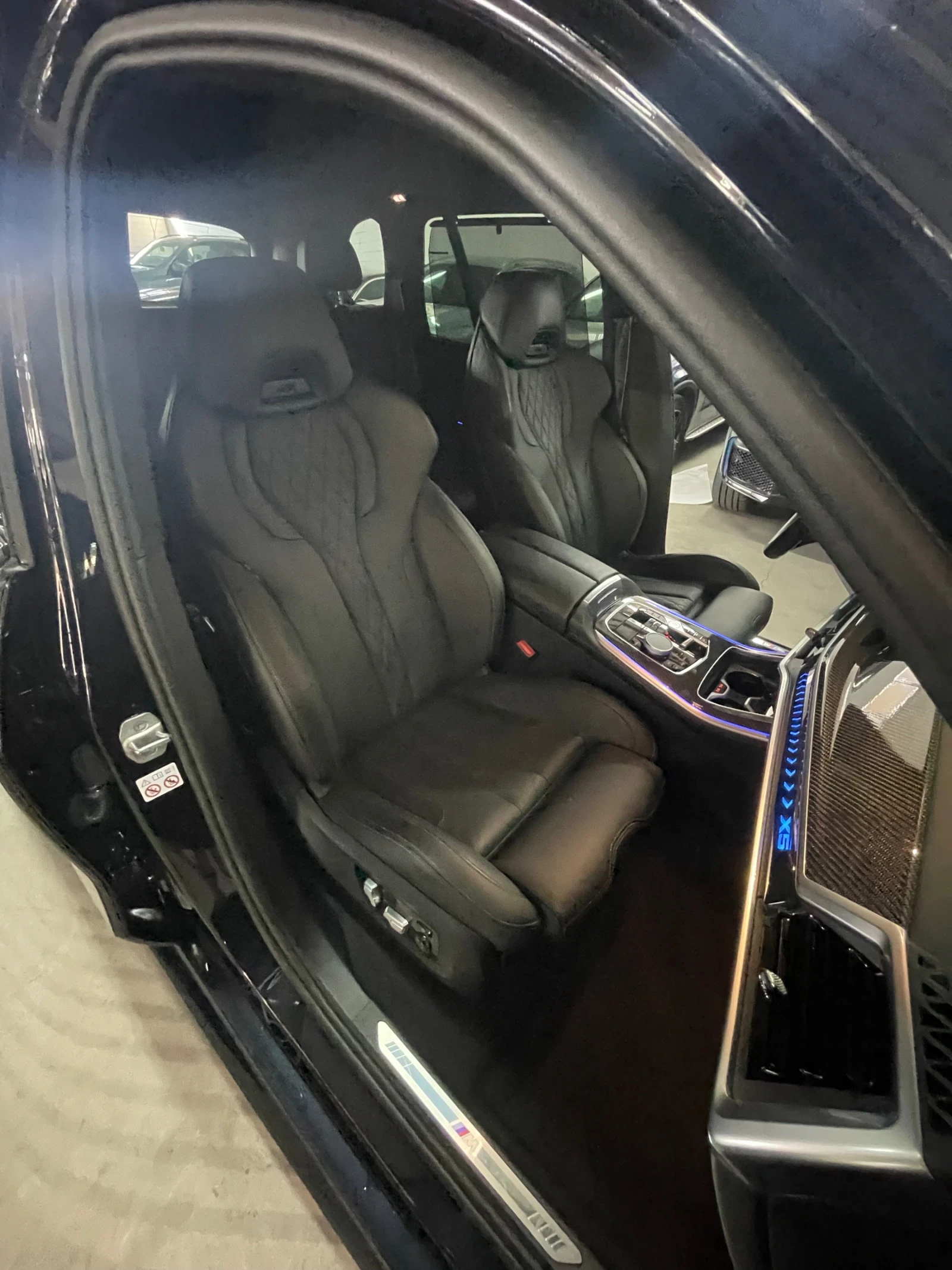 BMW X5 4.0D/Mpak/дист/harman/kardon/обдух/панор/head-up/3, снимка 13 - Автомобили и джипове - 55591628