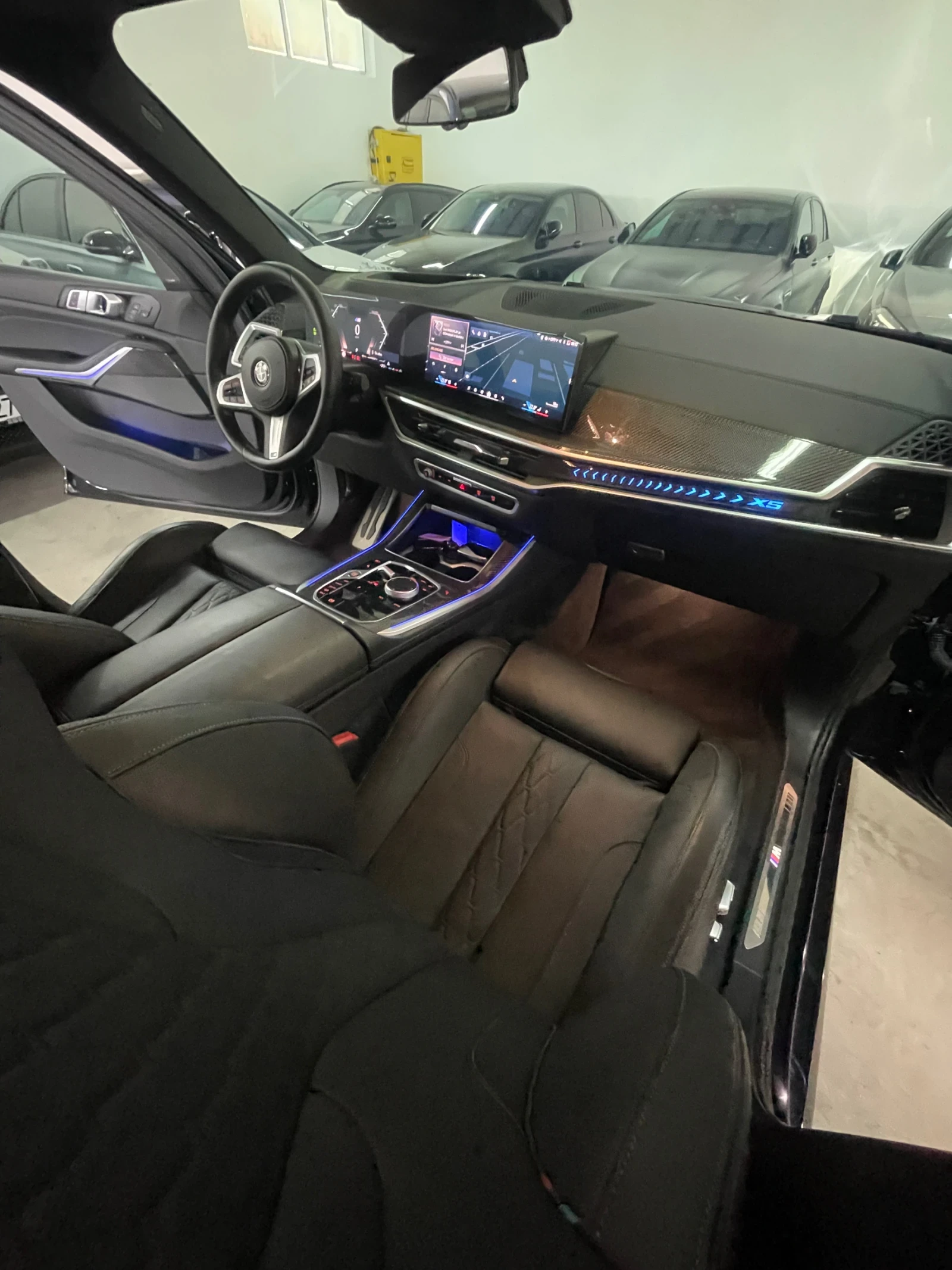 BMW X5 4.0D/Mpak/дист/harman/kardon/обдух/панор/head-up/3, снимка 17 - Автомобили и джипове - 55591628