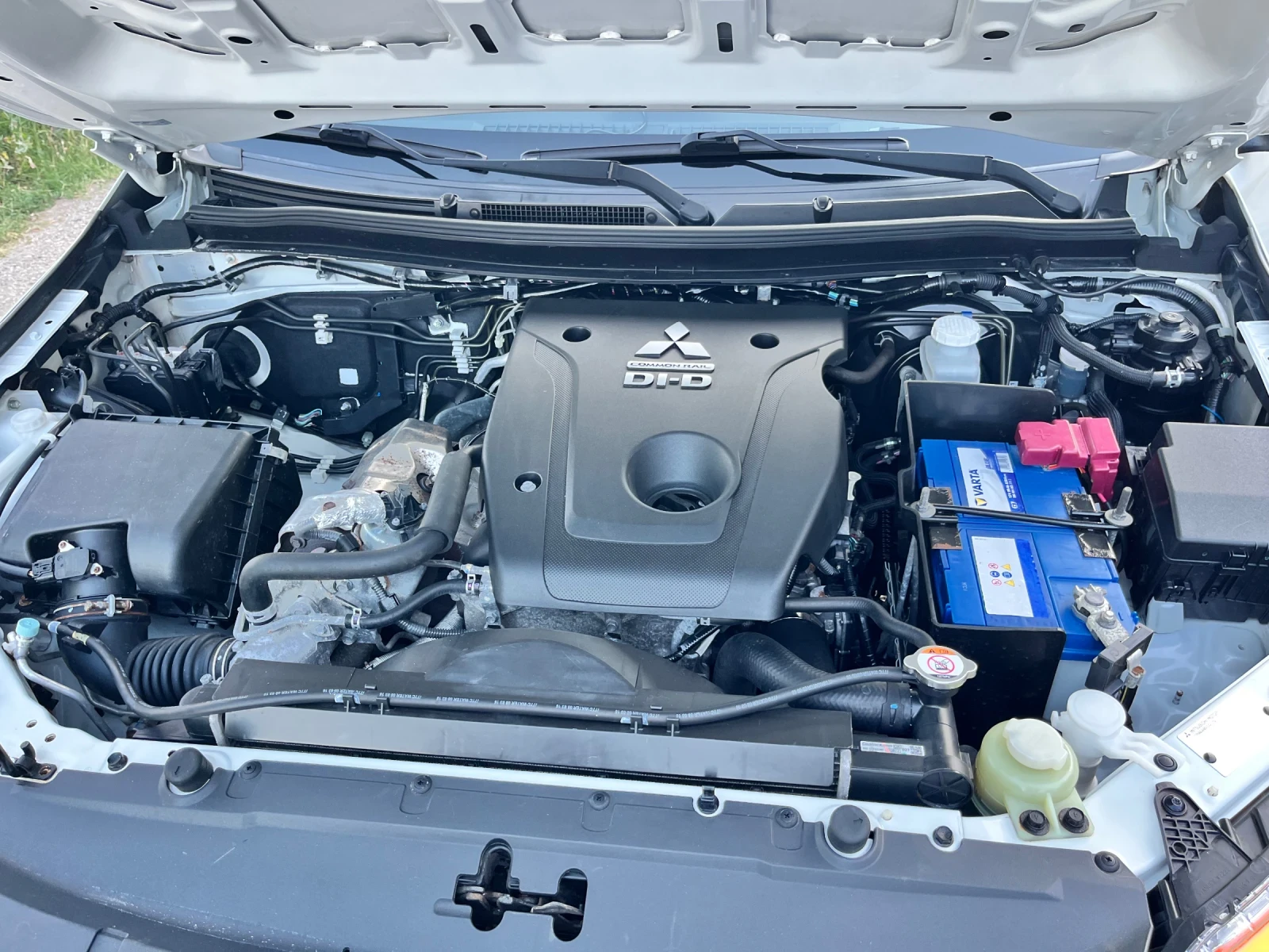 Mitsubishi L200, снимка 13 - Автомобили и джипове - 55677521
