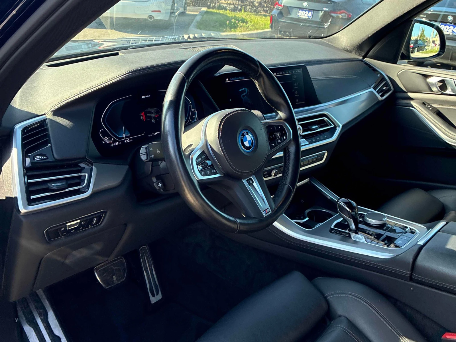 BMW X5 * xDrive45e * CARFAX * БЕЗ ПЪРВОНАЧАЛНА ВНОСКА, снимка 5 - Автомобили и джипове - 56109259