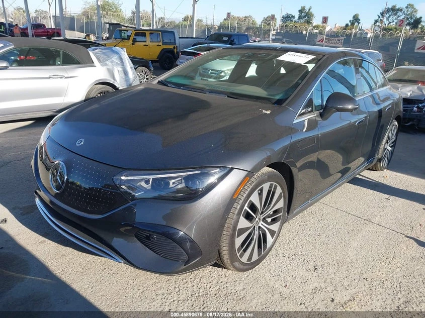 Mercedes-Benz EQE 350 4MATIC Sedan, снимка 2 - Автомобили и джипове - 56217983