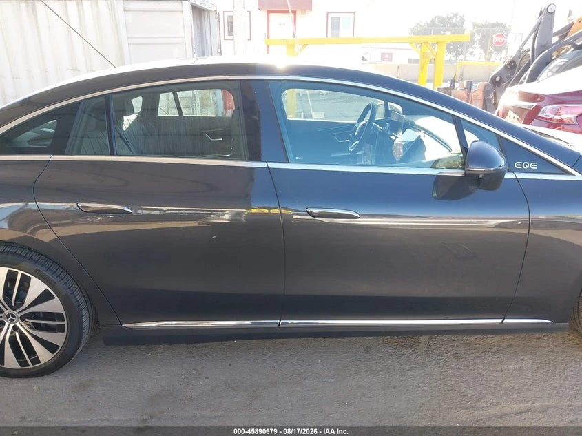 Mercedes-Benz EQE 350 4MATIC Sedan, снимка 13 - Автомобили и джипове - 56217983
