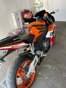 Обява за продажба на Honda Cbr ~8 000 лв. - изображение 1