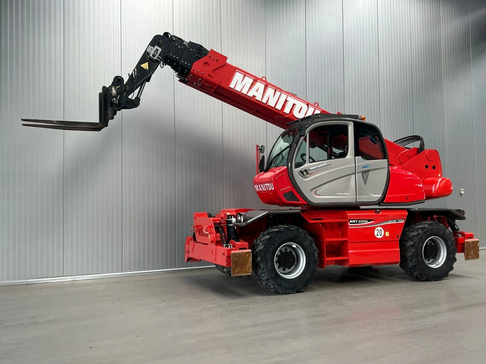 Телескопични товарачи Manitou MRT 2150 PLUS ЛИЗИНГ - изображение 3