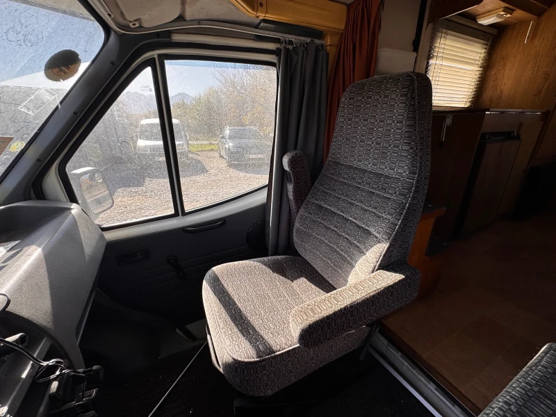 Кемпер Ford Transit 2.5D ИТАЛИЯ, снимка 5 - Каравани и кемпери - 52291949