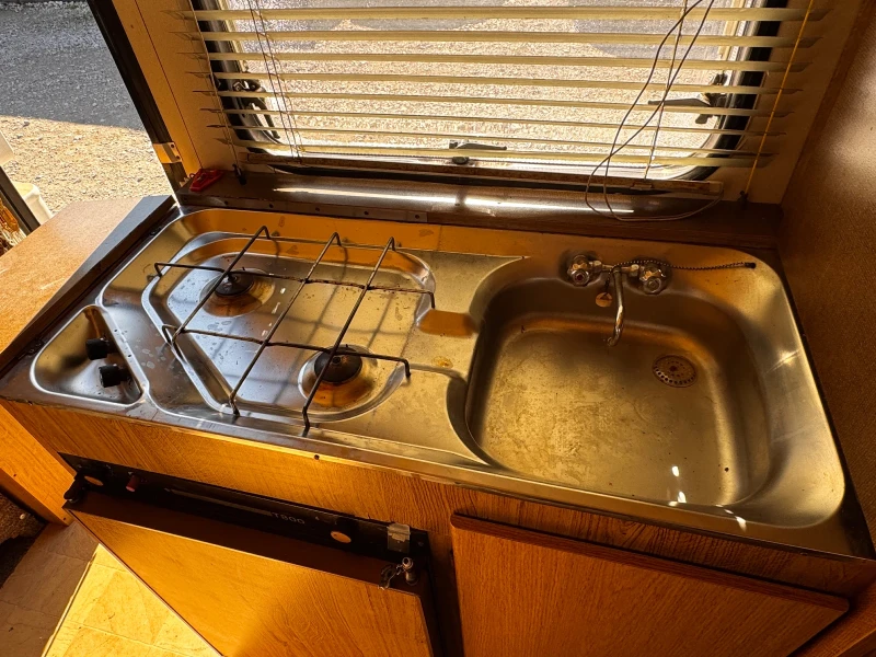 Кемпер Ford Transit 2.5D ИТАЛИЯ, снимка 14 - Каравани и кемпери - 52291949