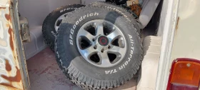 Гуми с джанти BF Goodrich 245/75R16, снимка 1 - Гуми и джанти - 49603902