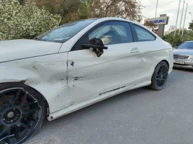 Mercedes-Benz C 350 4-MATIC Sport/Червен интериор, снимка 3