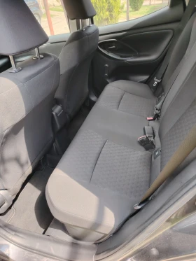 Toyota Yaris HIBRID, снимка 8