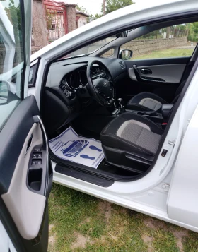 Kia Ceed 1.6crdi, снимка 2