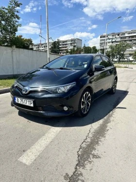 Toyota Auris 1.8 Hybrid, снимка 2