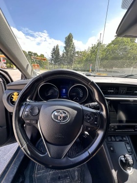 Toyota Auris 1.8 Hybrid, снимка 7