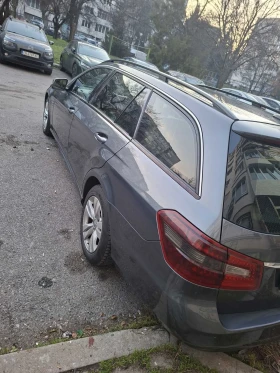 Mercedes-Benz E 220 2.20, снимка 2