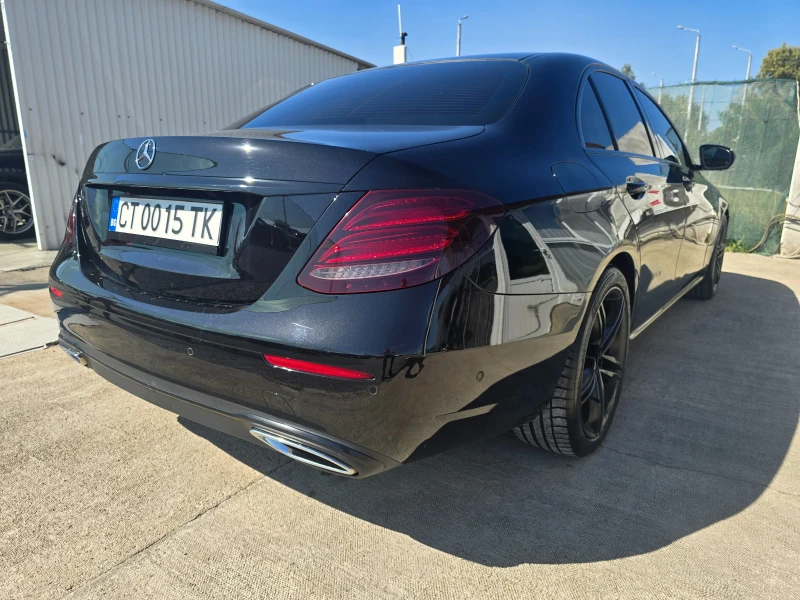 Mercedes-Benz E 220 FACELIFT * FULL, снимка 5 - Автомобили и джипове - 47405348