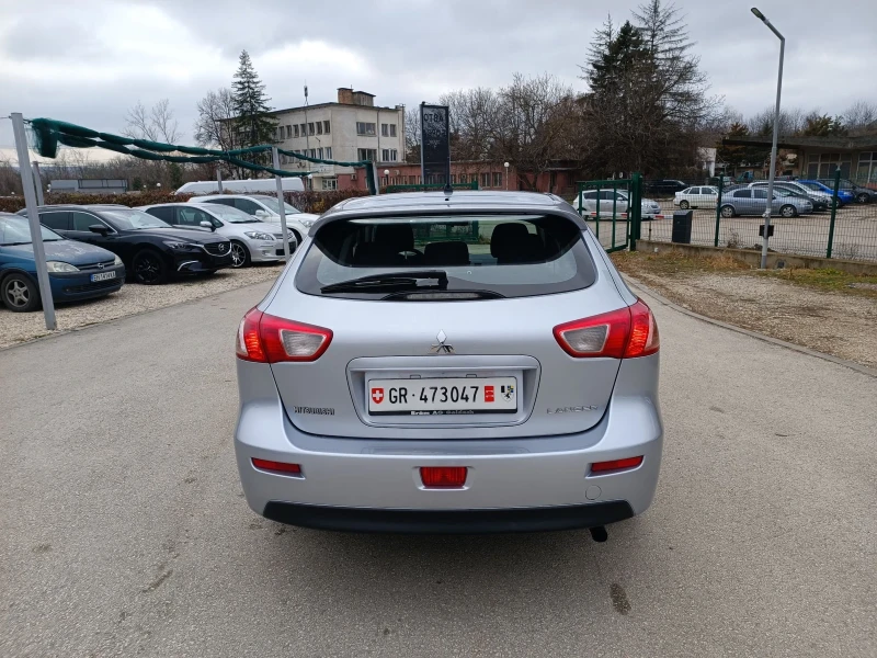 Mitsubishi Lancer 1.8i-143кс-ШВЕЙЦАРИЯ-РЪЧКА, снимка 4 - Автомобили и джипове - 48237527