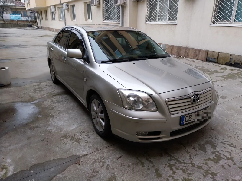 Toyota Avensis 1.8, снимка 7 - Автомобили и джипове - 48267649