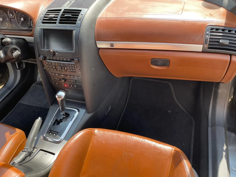 Peugeot 407 Peugeot 407 Coupе 2.7 HDi V6 Biturbo Leder, снимка 16 - Автомобили и джипове - 52475595
