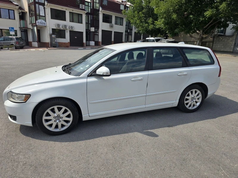 Volvo V50, снимка 8 - Автомобили и джипове - 51284937