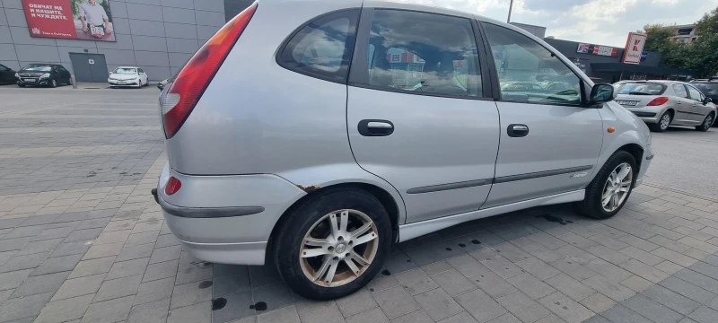 Nissan Almera tino, снимка 4 - Автомобили и джипове - 52496573