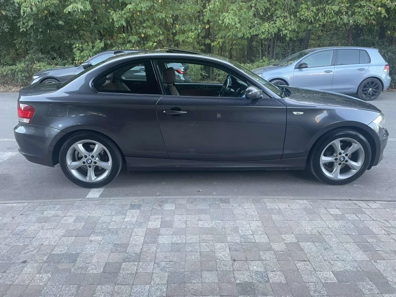 BMW 120 COUPE * NAVI * KEYLESS * БАРТЕР * ЛИЗИНГ, снимка 3 - Автомобили и джипове - 51762754