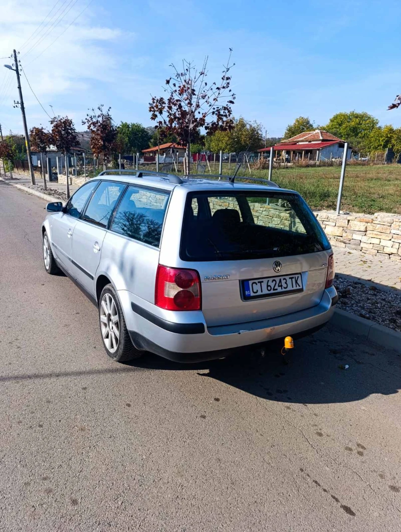 VW Passat, снимка 3 - Автомобили и джипове - 52393750