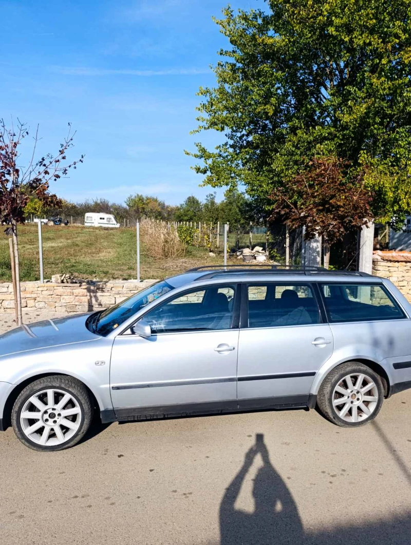 VW Passat, снимка 9 - Автомобили и джипове - 52393750
