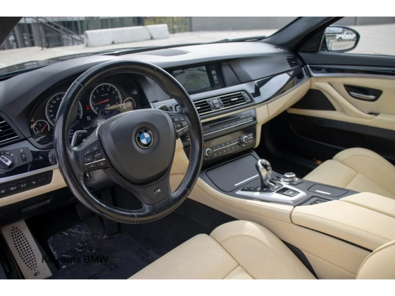 BMW M5 * 4dr Sdn * CARFAX * БЕЗ ПЪРВОНАЧАЛНА ВНОСКА, снимка 13 - Автомобили и джипове - 52830602