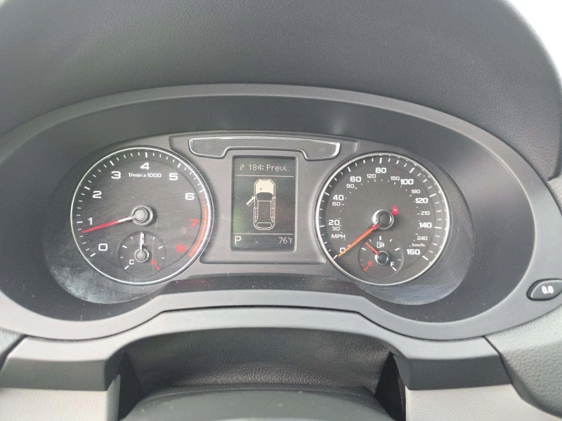 Audi Q3 2.0T Premium, снимка 6 - Автомобили и джипове - 53190866