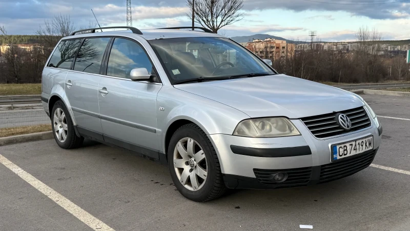 VW Passat 1.9 TDI 4motion, снимка 3 - Автомобили и джипове - 53403904