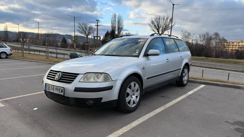 VW Passat 1.9 TDI 4motion, снимка 2 - Автомобили и джипове - 53403904