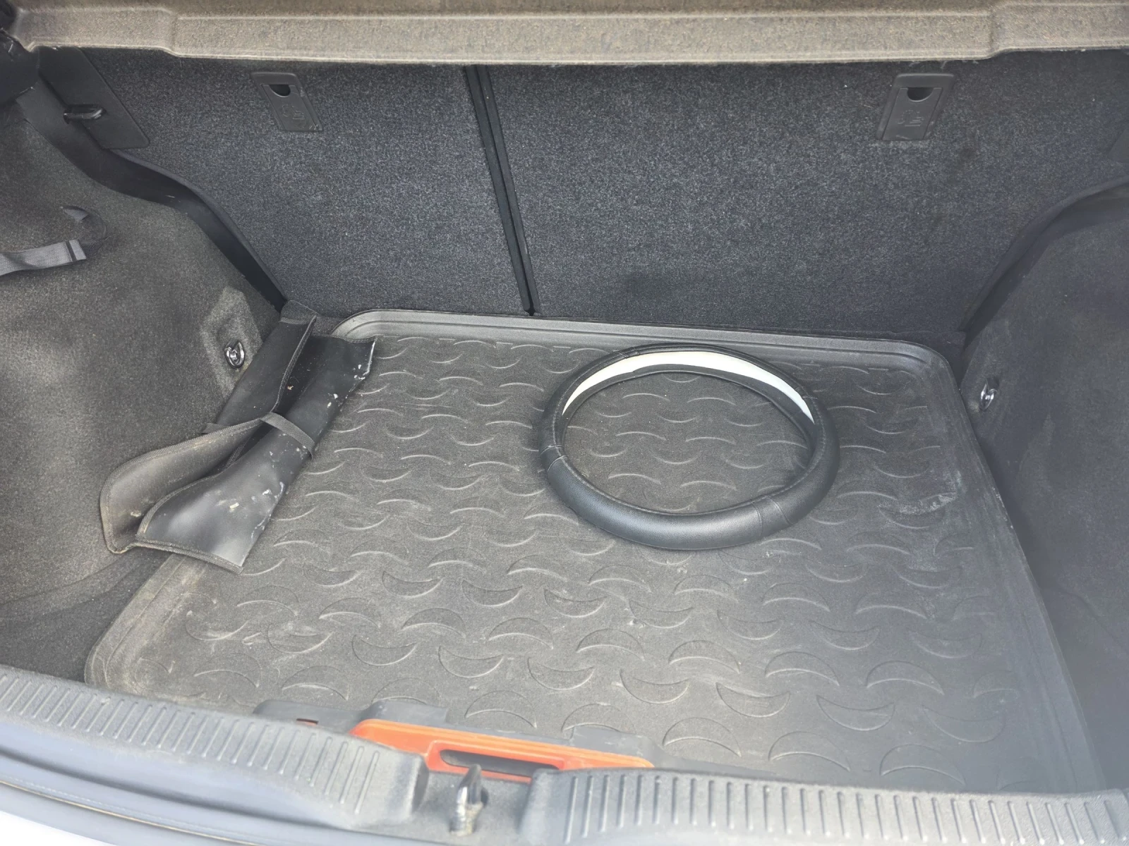 Toyota Auris 1.4 i EURO 5 FACELIFT - изображение 9