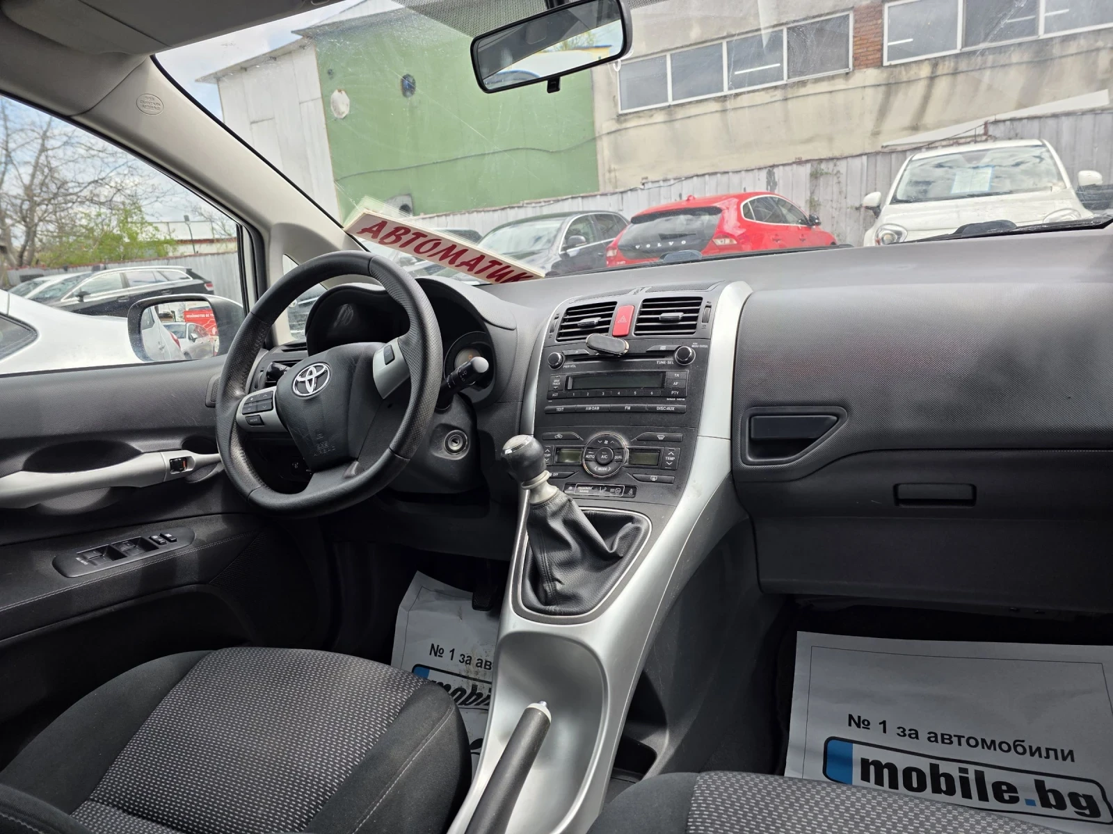 Toyota Auris 1.4 i EURO 5 FACELIFT - изображение 10