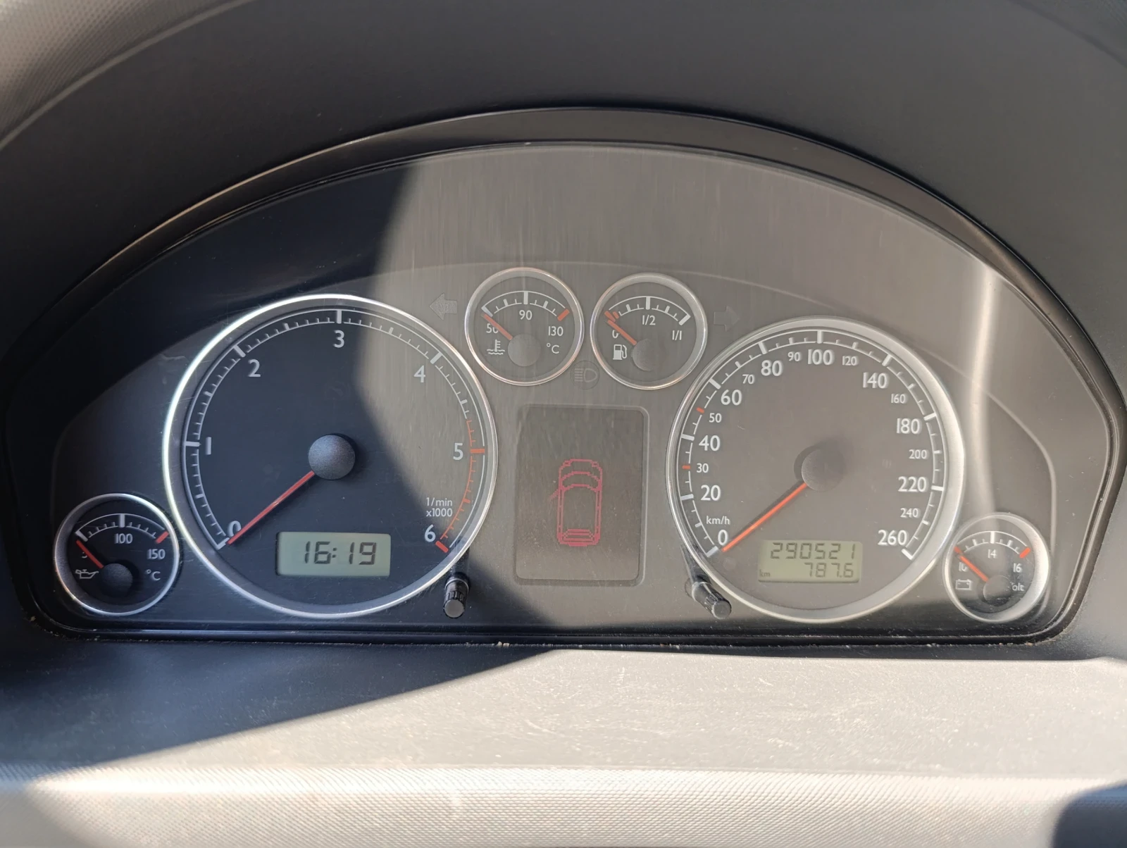 VW Sharan  - изображение 6