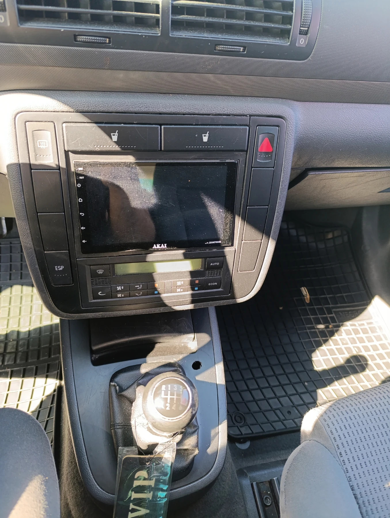 VW Sharan  - изображение 4