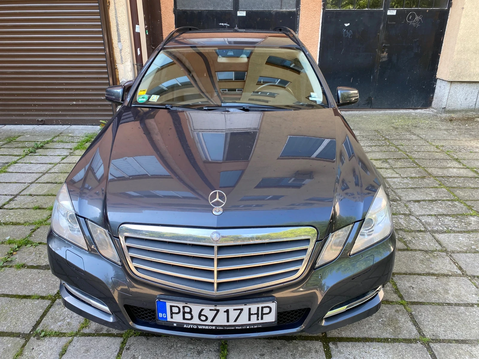 Mercedes-Benz E 200 7 G TRONIC - изображение 2