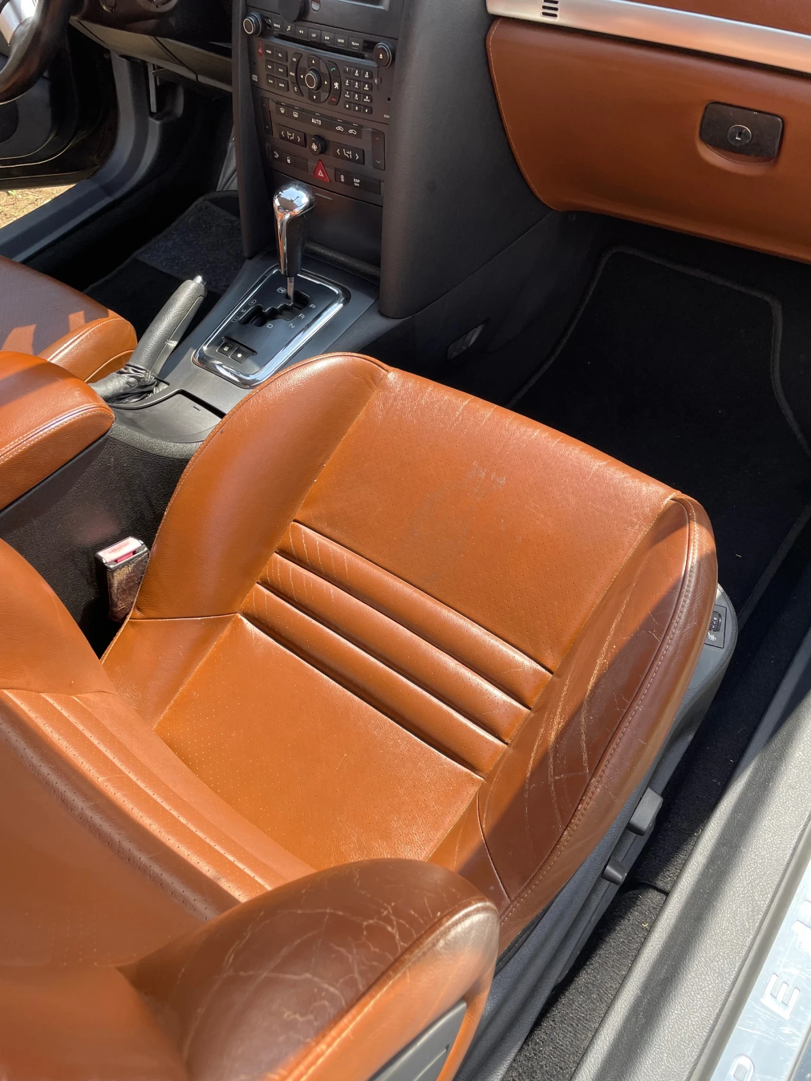 Peugeot 407 Peugeot 407 Coupе 2.7 HDi V6 Biturbo Leder | Mobile.bg — изображение 13