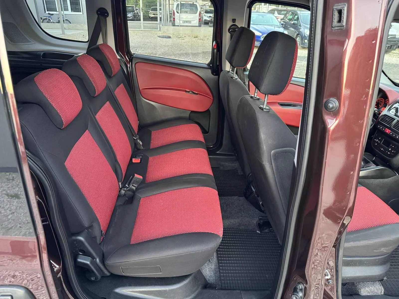 Fiat Doblo 1.6JTD* PATNIK* EVRO5  - изображение 10