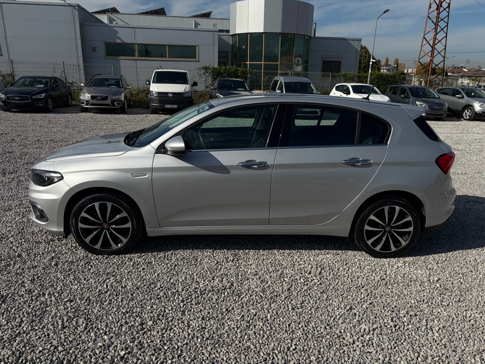 Fiat Tipo 1.6M-Jet-120k.c.LOUNGE /EURO6B/ | Mobile.bg — изображение 2