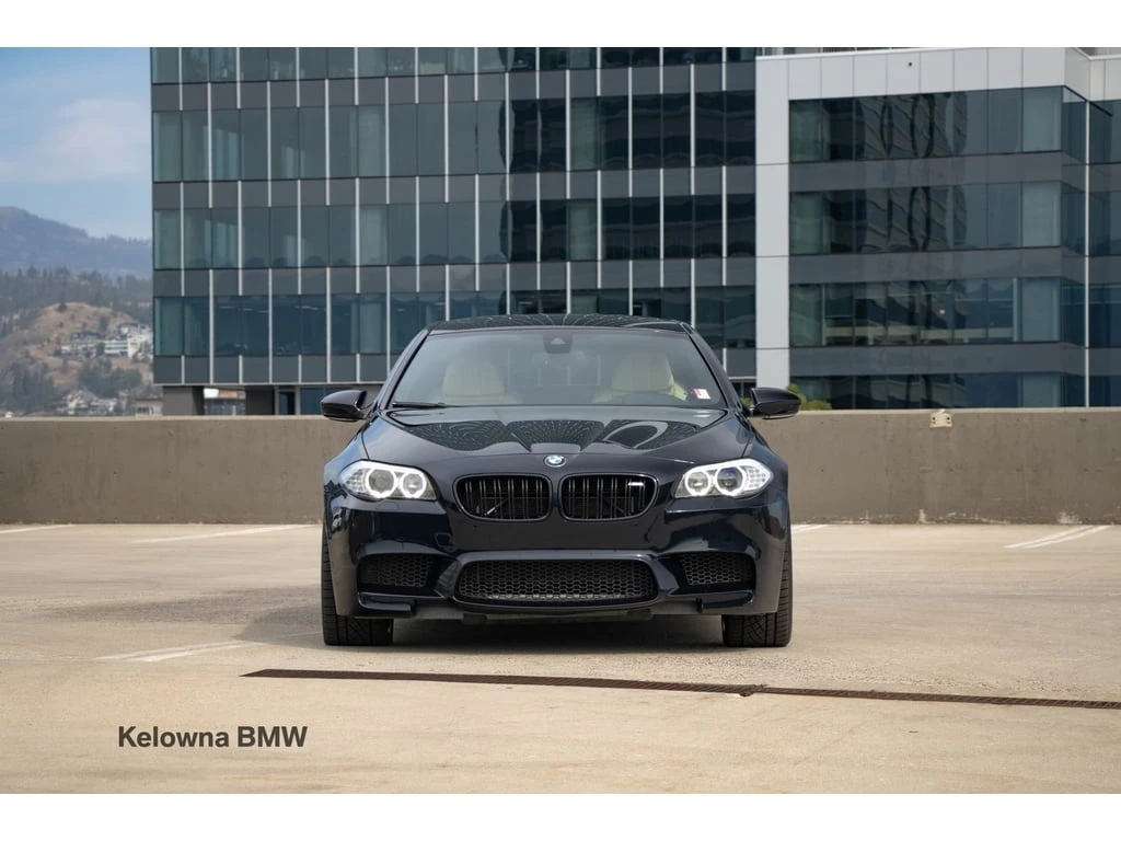 BMW M5 * 4dr Sdn * CARFAX * БЕЗ ПЪРВОНАЧАЛНА ВНОСКА - изображение 5