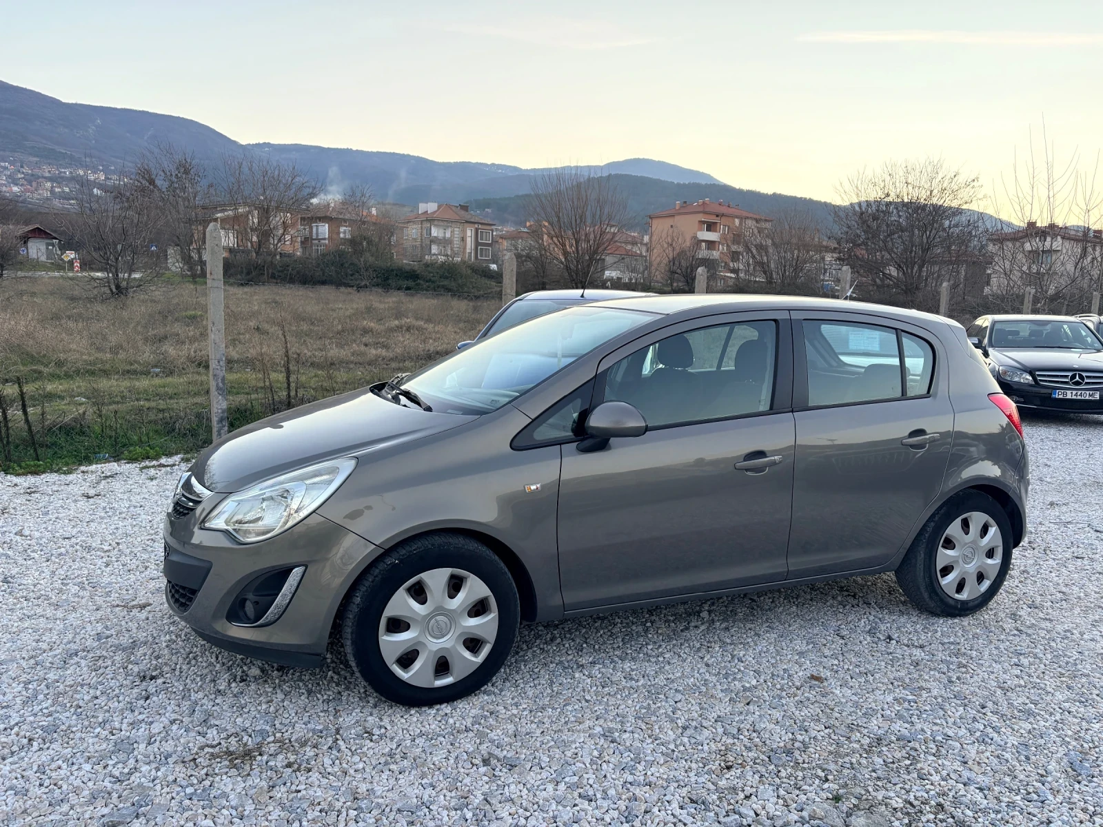 Opel Corsa, снимка 16 - Автомобили и джипове - 53774992