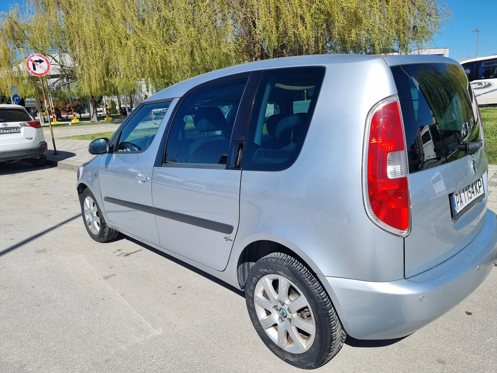 Skoda Roomster 1, 4 16V 86 к.с., снимка 4 - Автомобили и джипове - 54196163