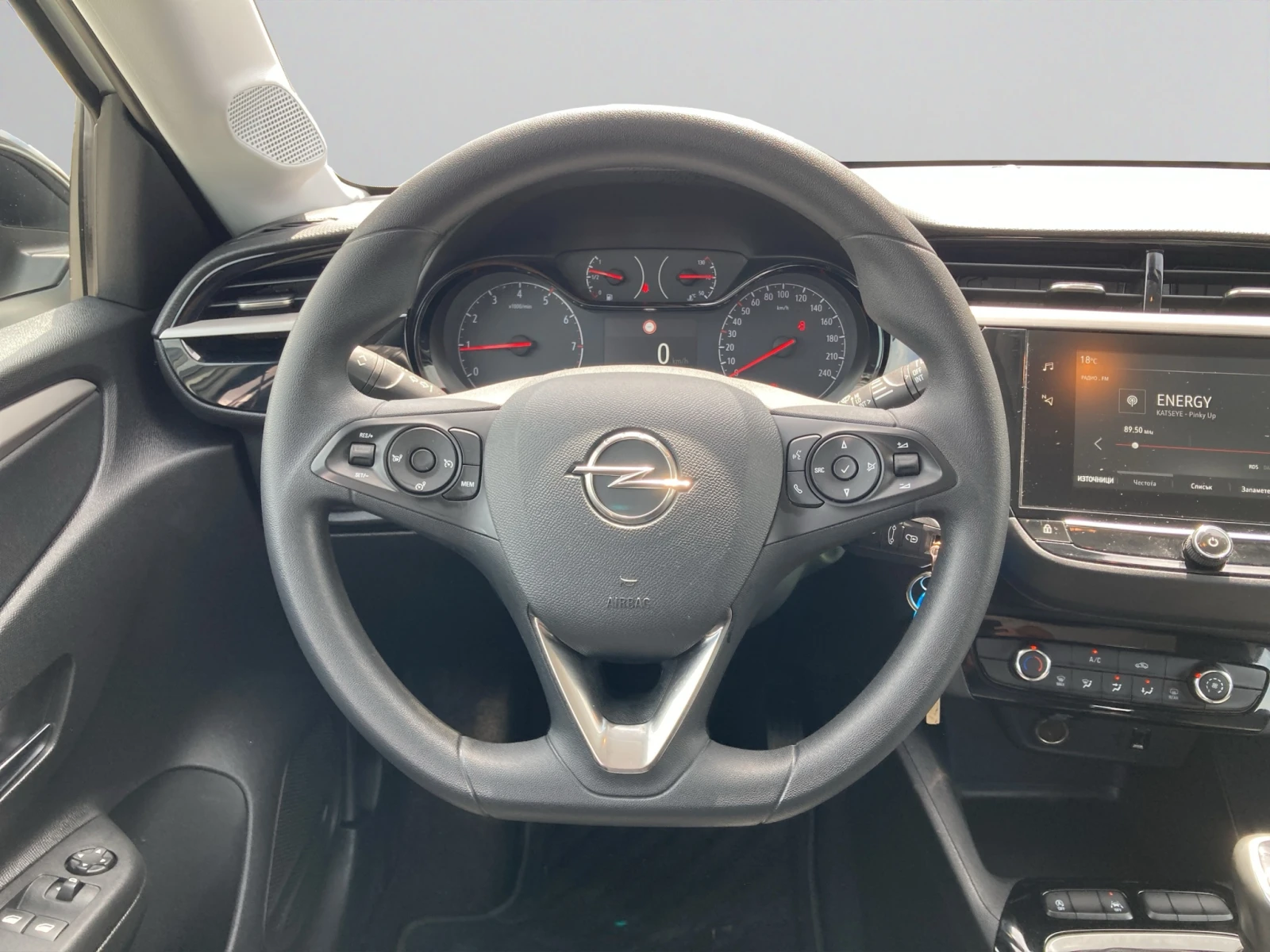 Opel Corsa Edition 1.2 бензин (74kW/100 к.с.) MT6, снимка 13 - Автомобили и джипове - 54606416