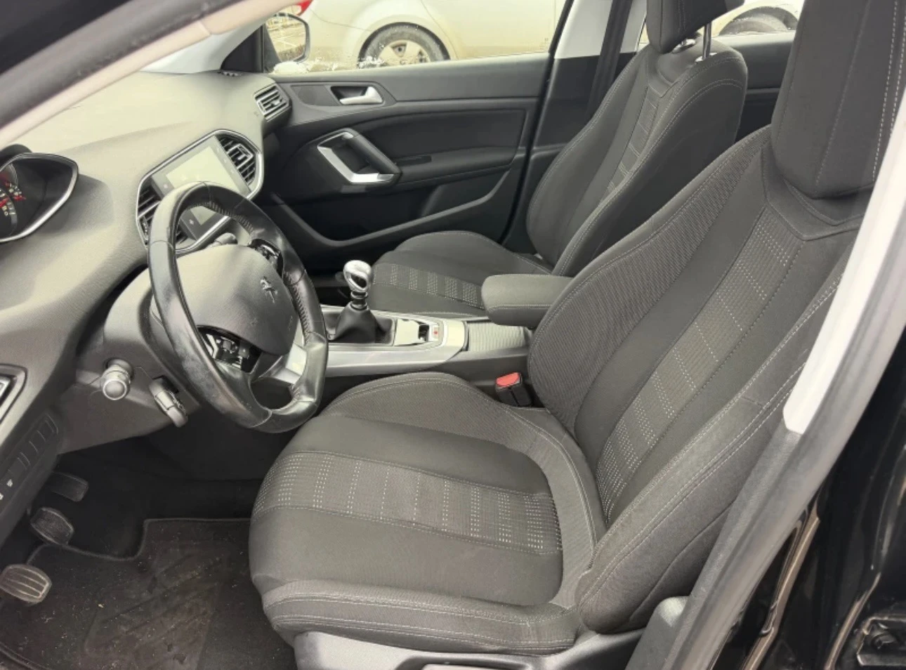 Peugeot 308 ALLURE 1.6 Blue HDI  ЕВРО 6 ПАНОРАМА, снимка 7 - Автомобили и джипове - 54873599