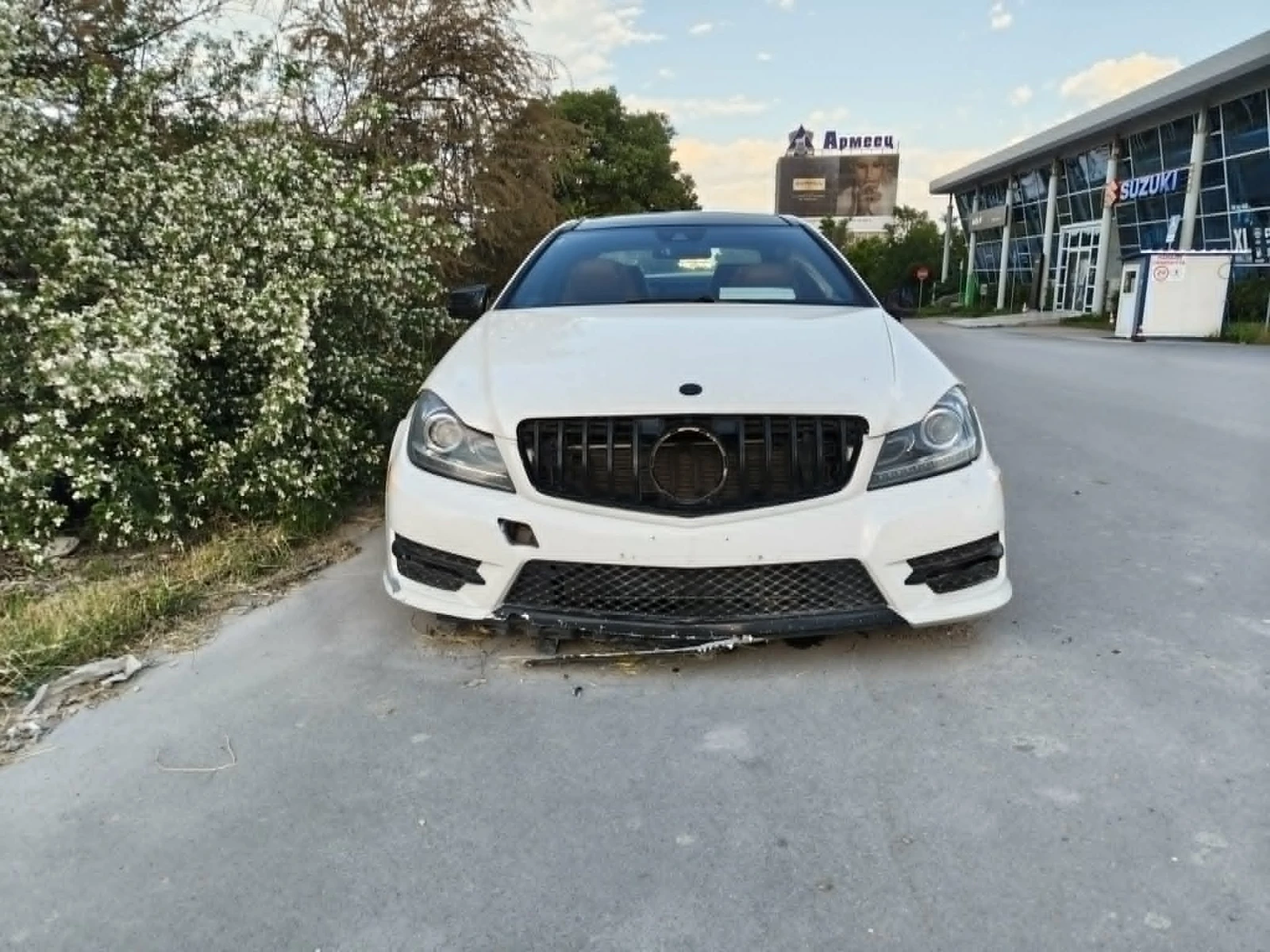 Mercedes-Benz C 350 4-MATIC Sport/Червен интериор, снимка 4 - Автомобили и джипове - 55176888